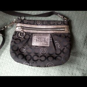 Coach Poppy crossbody